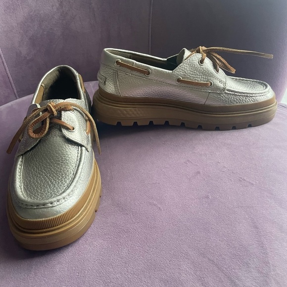 Timberland Silver and Tan Boat Shoes with Moccasin Toe - Picture 5 of 6